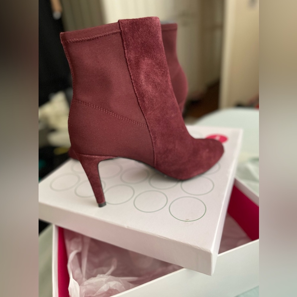 Burgundy ankle booties suede also with a stretch back. Size 7.5